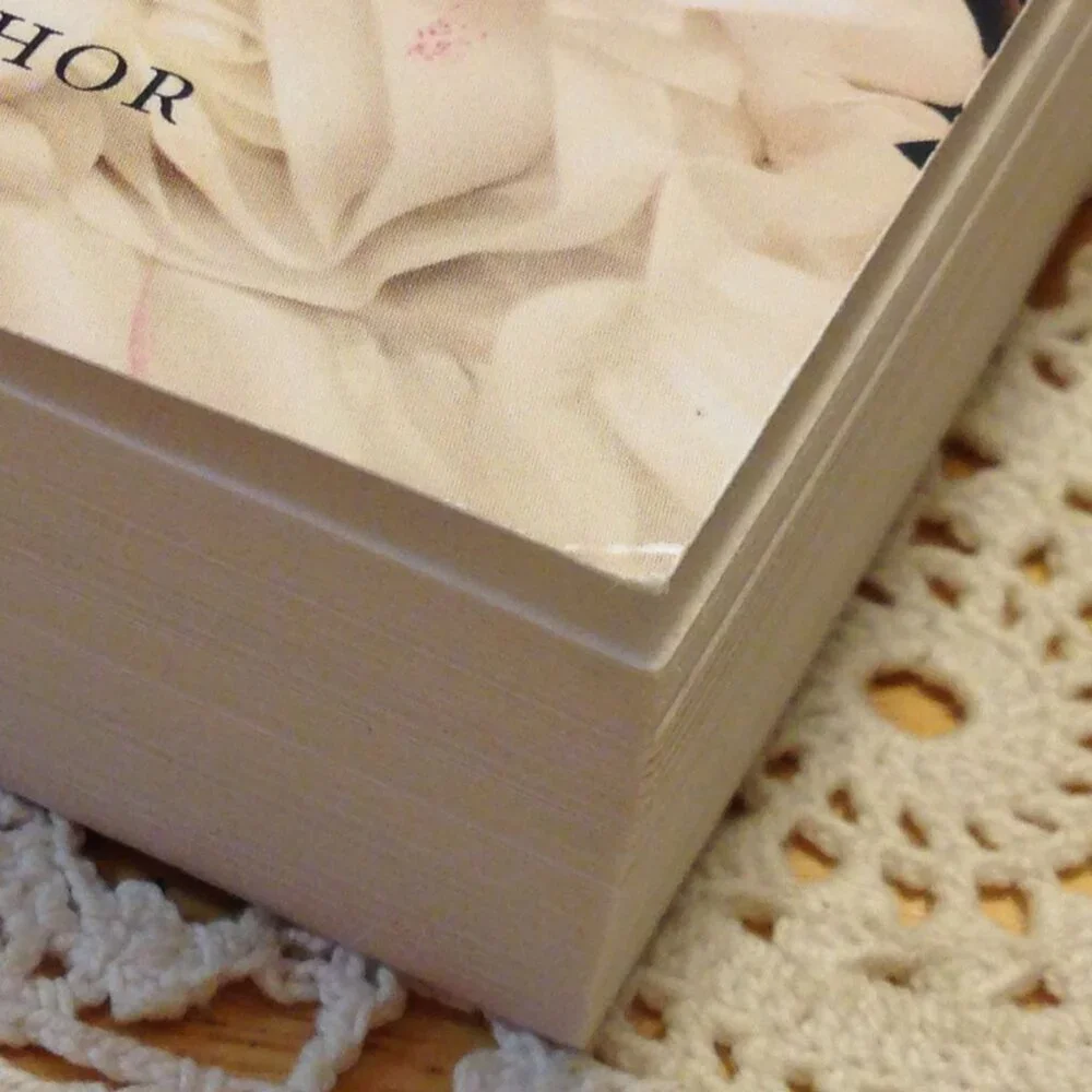 Kiera Cass $10 book